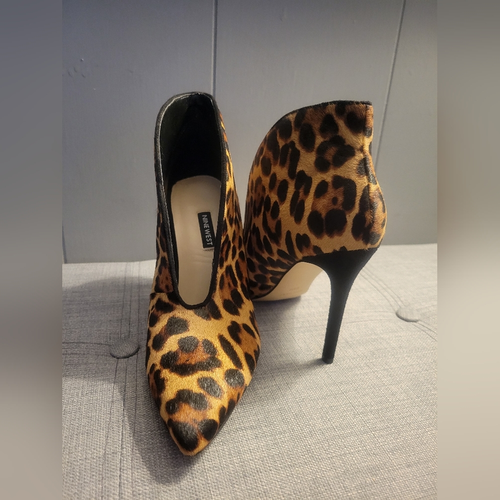 Leopard 🐆 pony hair booties